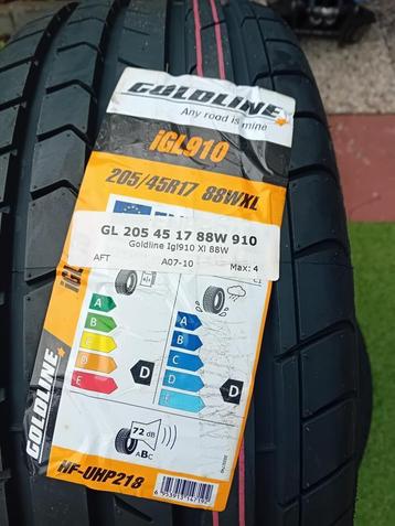 BANDEN 17 INCH  Nooit gebruikt 215/40ZR R17 beschikbaar voor biedingen