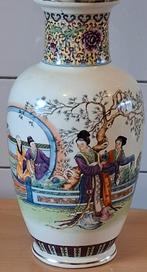 Vaas. Chinese vaas.  Keramiek. Glazuurd., Huis en Inrichting, Ophalen, Overige kleuren, Aardewerk of Porselein, Zo goed als nieuw