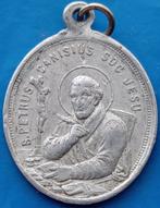 Vintage Medaille S. Petrus canisius soc.Jesus, Overige materialen, Buitenland, Verzenden
