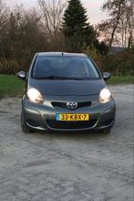 Toyota Aygo 1.0 12V Vvt-i 5DRS 2009 Groen, Auto's, Voorwielaandrijving, 4 stoelen, 68 pk, Origineel Nederlands