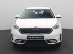 Kia Niro 1.6 GDi Hybrid DynamicLine | Navigatie | Camera | C, Auto's, Kia, Gebruikt, Euro 6, Leder en Stof, Wit