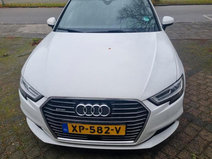 Audi A3 1.4 Tfsi 204pk E-tron S Tronic 2017 Wit, Auto's, Audi, Particulier, A3, ABS, Adaptieve lichten, Airbags, Airconditioning