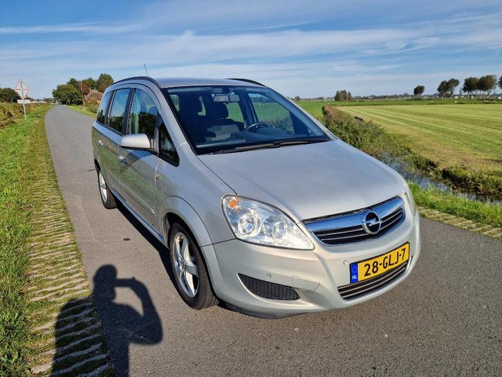 Opel Zafira 1.8 i 16v 2008 7 Persoons Airco Trehaak Nwe APK!, Auto's, Opel, Bedrijf, Zafira, ABS, Adaptieve lichten, Adaptive Cruise Control