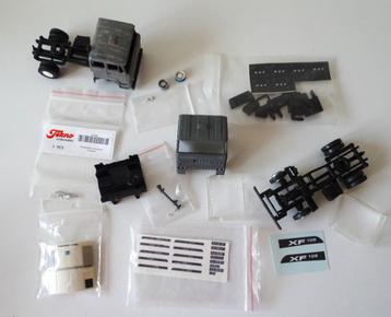 DAF onderdeeltjes. Restant van alles wat. beschikbaar voor biedingen