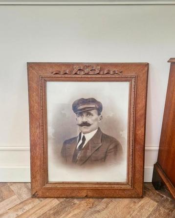 Antiek portret beschikbaar voor biedingen