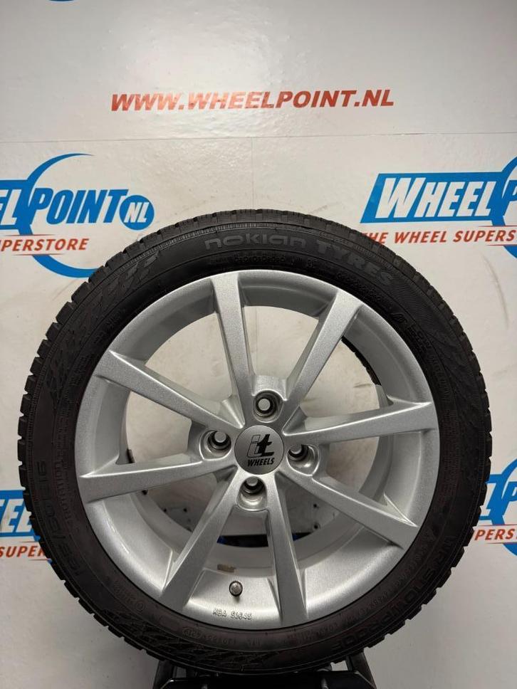 16" IT Wheels Velgen 4x100 Toyota Yaris XP13 Winterbanden, Auto-onderdelen, Banden en Velgen, Banden en Velgen, Winterbanden, 16 inch