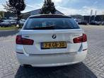 BMW 5-serie Touring 528xi High Executive *Climate*|Navi|NL A, Automaat, Gebruikt, 4 cilinders, Wit
