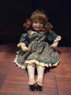 Antieke Porseleinen Pop, Verzamelen, Poppen, Ophalen of Verzenden, Gebruikt, Pop