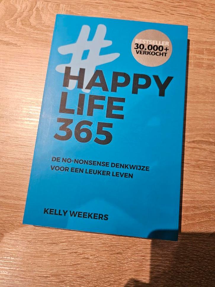 Happy Life 365 - Kelly Weekers, Boeken, Advies, Hulp en Training, Zo goed als nieuw, Ophalen of Verzenden