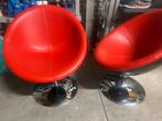 Rode draaibare kuipstoelen met rvs poot, Huis en Inrichting, Kunststof, Twee, Ophalen of Verzenden, Zo goed als nieuw