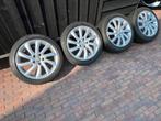Originele Alfa Romeo Giulietta 17 inch Velgen+winterbanden, Auto-onderdelen, Banden en Velgen, Ophalen, Velg(en), 17 inch, Winterbanden