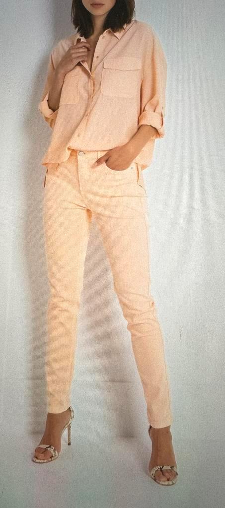 Mooie perzik kleurige jeans Claudia Sträter m  44  NIEUW!, Kleding | Dames, Broeken en Pantalons, Nieuw, Maat 42/44 (L), Overige kleuren