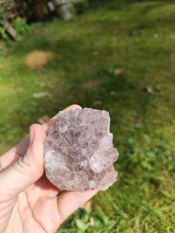Amethist cluster beschikbaar voor biedingen