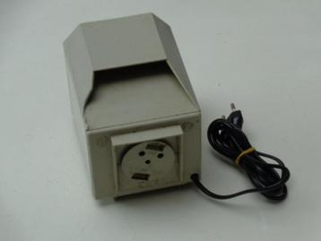 Transformator EREA 220/110 volt en 110/220 volt ( 500 V/A ) beschikbaar voor biedingen