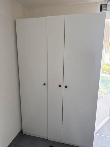 Twee Kasten: Plankenkast & Kast met Deuren - 202cm hoog beschikbaar voor biedingen