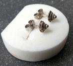 Zeeuwse knoopjes zilveren oorbellen oorknopjes zilver, Gebruikt, Ophalen of Verzenden, Knopjes of Stekers, Zilver