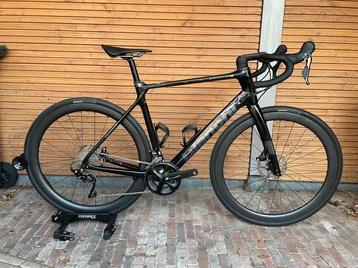 Bianchi Infinito Racefiets Carbon wielen race/gravel banden beschikbaar voor biedingen