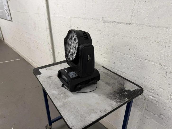 Showtec Expression 6000 Q4 Zoom (12 beschikbaar), Muziek en Instrumenten, Licht en Laser, Gebruikt, Licht, Ophalen