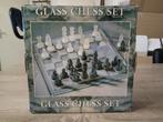 Nieuw schaakset van glas, Hobby en Vrije tijd, Gezelschapsspellen | Bordspellen, Een of twee spelers, Ophalen of Verzenden, Nieuw