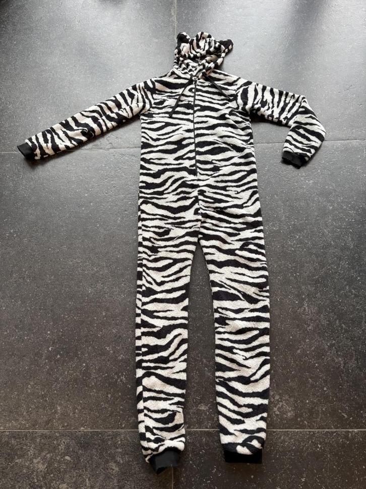 Onesie Zebra S, Kinderen en Baby's, Carnavalskleding en Verkleedspullen, Zo goed als nieuw, Jongen of Meisje, 146 t/m 152, Ophalen of Verzenden