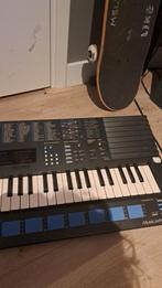 Yamaha Portasound PSS-680 Keyboard, Muziek en Instrumenten, Keyboards, Ophalen, 61 toetsen, Gebruikt, Midi-aansluiting