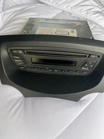 Radio CD Speler / Ford K / 2008 t/m2015 beschikbaar voor biedingen