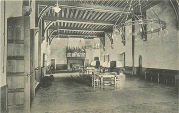 (300-212-011) Den Haag Ridderzaal Rolzaal beschikbaar voor biedingen