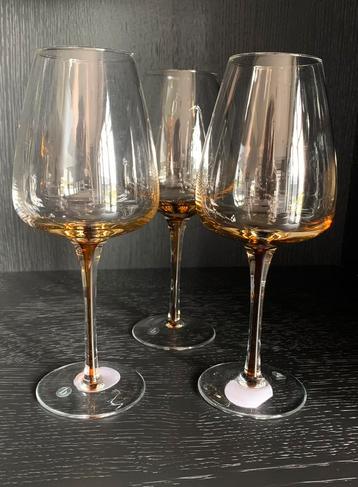 Nieuw Broste Copenhagen Amber White Wine Glasses, 3 st.