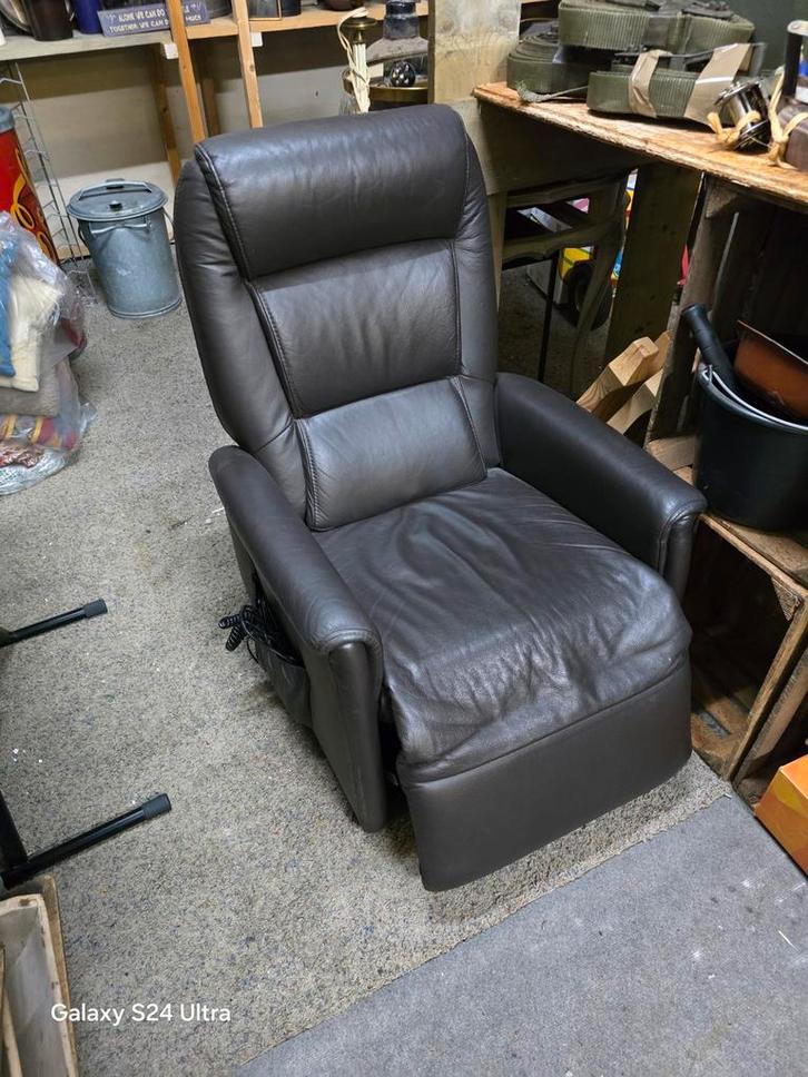 Sta-op-Stoel antraciet kleur goed werkend zeer nette, Huis en Inrichting, Stoelen, Zo goed als nieuw, Eén, Grijs, Ophalen