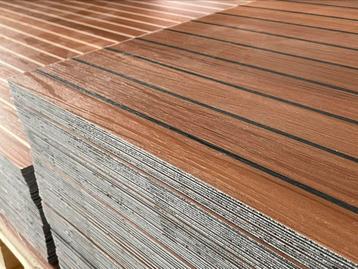 MARITIEM-TEAK plaatmateriaal voor bootvloer, wand, kast, etc beschikbaar voor biedingen