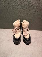 Winterlaarzen van het merk DWARS met teddy voering maat 39, Ophalen of Verzenden, Zo goed als nieuw, Beige, Lage of Enkellaarzen
