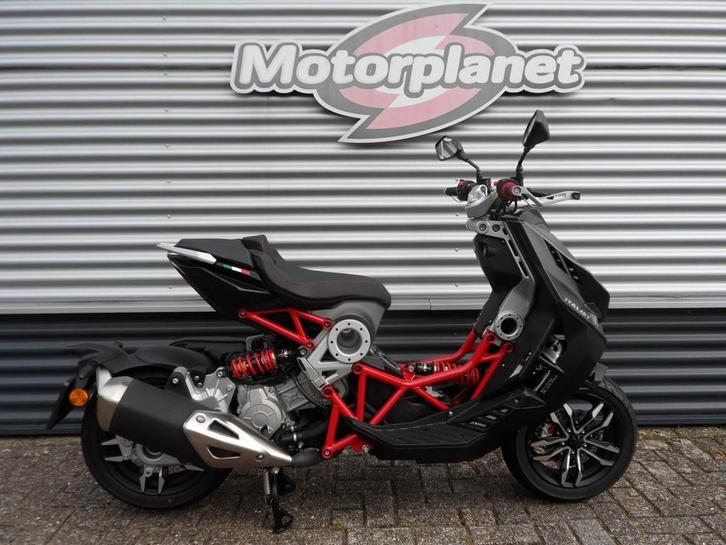 ITALJET DRAGSTAR 200 LIMITED EDITION (bj 2025), Motoren, Motoren | Overige merken, Bedrijf, Scooter, 12 t/m 35 kW, Minimaal motorrijbewijs A1