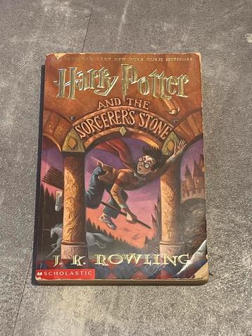 Harry Potter boeken Engels deel 1, 5, 7 en extra boek beschikbaar voor biedingen