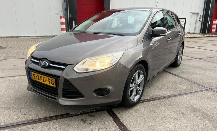Ford Focus Wagon 1.0 EcoBoost Edition navi- nw distributie, Auto's, Ford, Bedrijf, Te koop, Focus, ABS, Airbags, Airconditioning