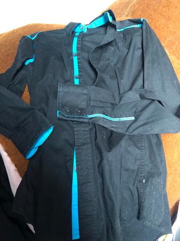 Zwarte blouse met blauwe accenten - Maat M beschikbaar voor biedingen