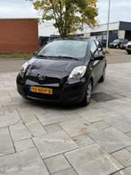 Toyota Yaris 1.3 VVTi Comfort 2010 | 136.826 km | Zwart | Ne, Auto's, Voorwielaandrijving, Euro 5, Gebruikt, 4 cilinders