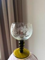 Vintage kristal glas Römer-stijl groen bolsteel druiven blad, Antiek en Kunst, Antiek | Glas en Kristal, Ophalen of Verzenden