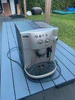 DeLonghi magnifica rapid cappuccino, Afneembaar waterreservoir, Ophalen of Verzenden, Zo goed als nieuw, Koffiemachine