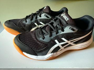 ASICS Sportschoenen Maat 35,5 (maat 35 maat 36) beschikbaar voor biedingen