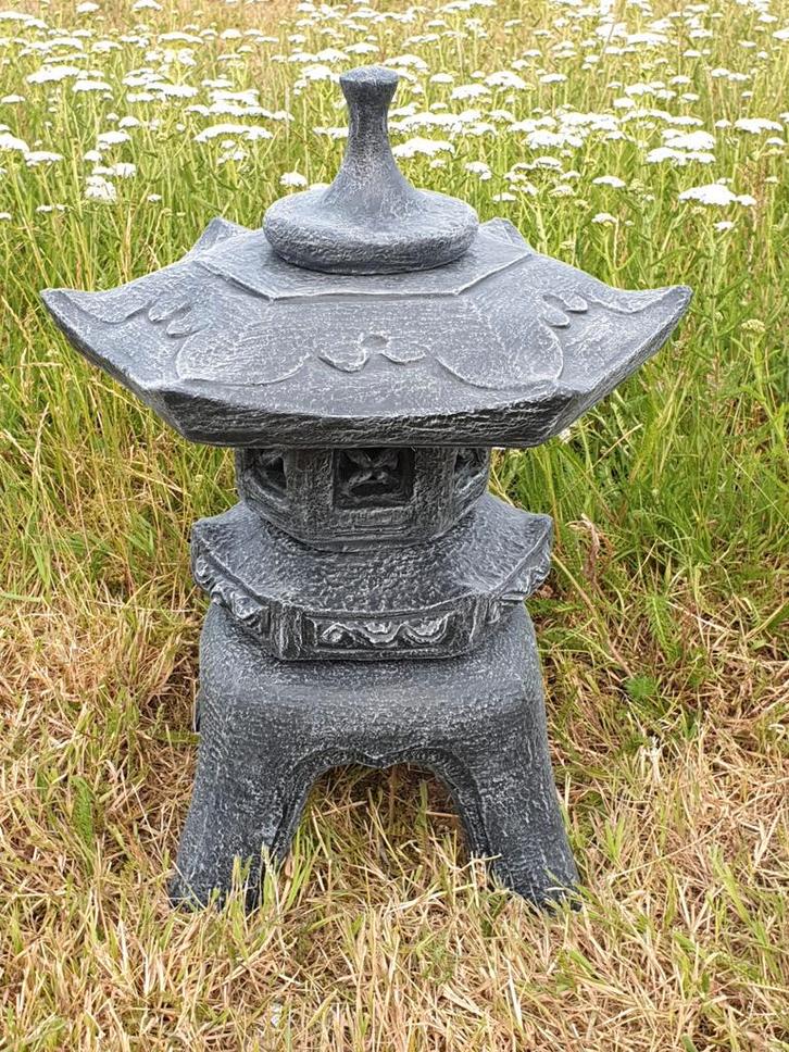 Prachtige Japanse Lantaarn, Pagode, in de Tuin of Vijver, Tuin en Terras, Tuinbeelden, Nieuw, Overige typen, Steen, Ophalen of Verzenden