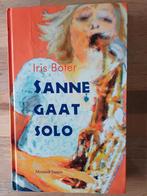 Iris Boter - Sanne gaat solo, Boeken, Ophalen of Verzenden, Zo goed als nieuw, Iris Boter