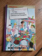 Detectivebureau Iris en Ko - De zenuwslopende zwemvierdaagse, Boeken, Ophalen of Verzenden, Zo goed als nieuw, Bert Wiersema, Fictie algemeen