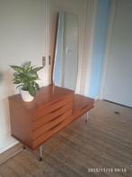 Vintage mid century kaptafel dressoir sitetable in Teak, Antiek en Kunst, Antiek | Meubels | Kasten, Ophalen