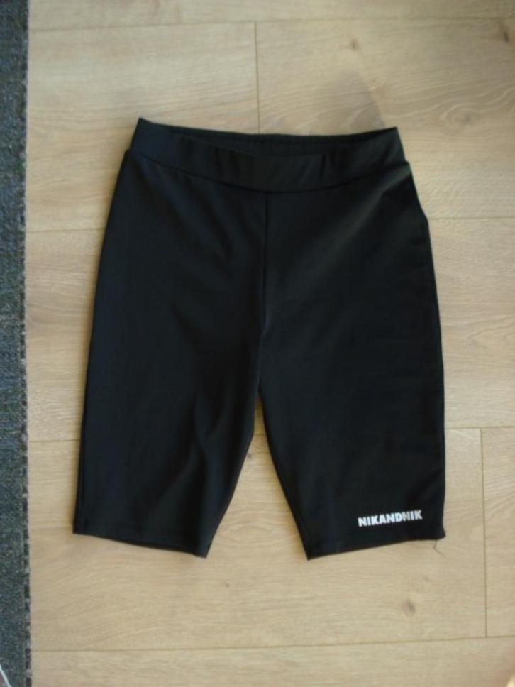 Sportbroekje van NIK & NIK by Nikkie maat S = 36, Kleding | Dames, Sportkleding, Zo goed als nieuw, Fitness of Aerobics, Maat 36 (S)