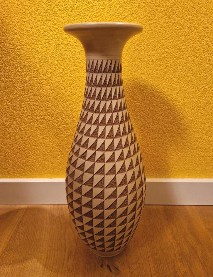 Keramieken siervaas Juan Jose Jimenez, Nicaragua., Antiek en Kunst, Antiek | Keramiek en Aardewerk, Ophalen of Verzenden