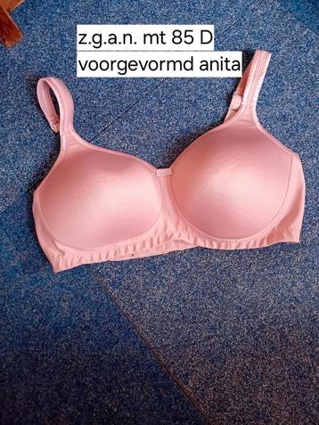 Voorgevormde prothese bh 85D beschikbaar voor biedingen
