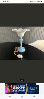 Jaren 50 tafellamp opaline glas., Antiek en Kunst, Antiek | Lampen, Ophalen of Verzenden