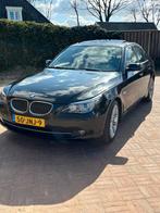 BMW 5-Serie 3.0 I 525 AUT 2009 Zwart, Auto's, BMW, Achterwielaandrijving, 2000 kg, 1505 kg, Origineel Nederlands
