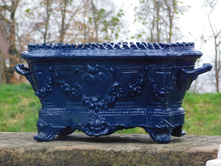 Plantenbak Art Nouveau - Blauw, Tuin en Terras, Bloembakken en Plantenbakken, Nieuw, Metaal, Tuin, Minder dan 30 cm, Rond, Ophalen of Verzenden