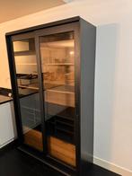 Mooie vitrinekast met schuifdeuren 45x120x180, Met deur(en), 100 tot 150 cm, Ophalen of Verzenden, Zo goed als nieuw